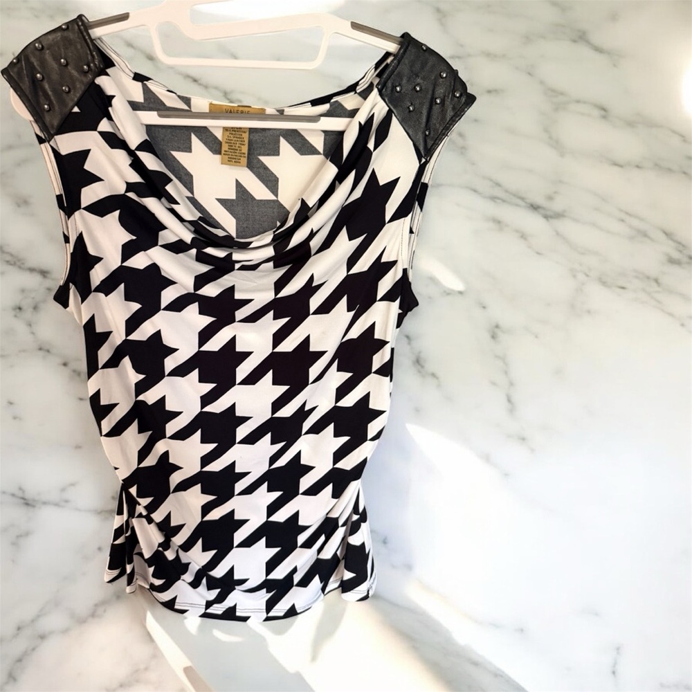 Valerie Stevens Black and White Houndstooth Blouse Size S EUC